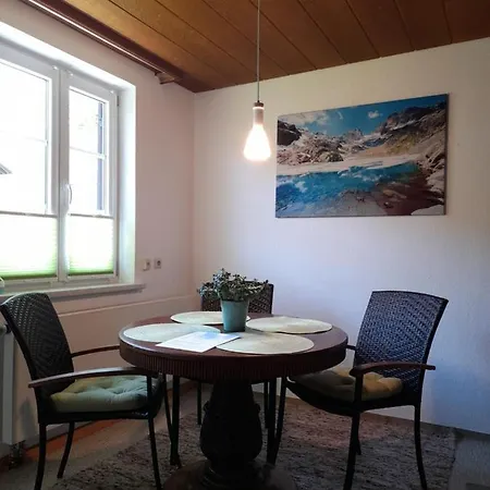 Chez Nous Apartment *